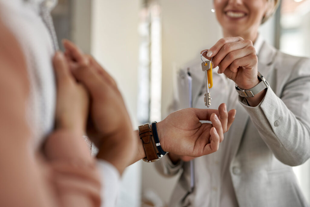 Como comprar o primeiro imóvel em Linhares: guia completo para iniciantes